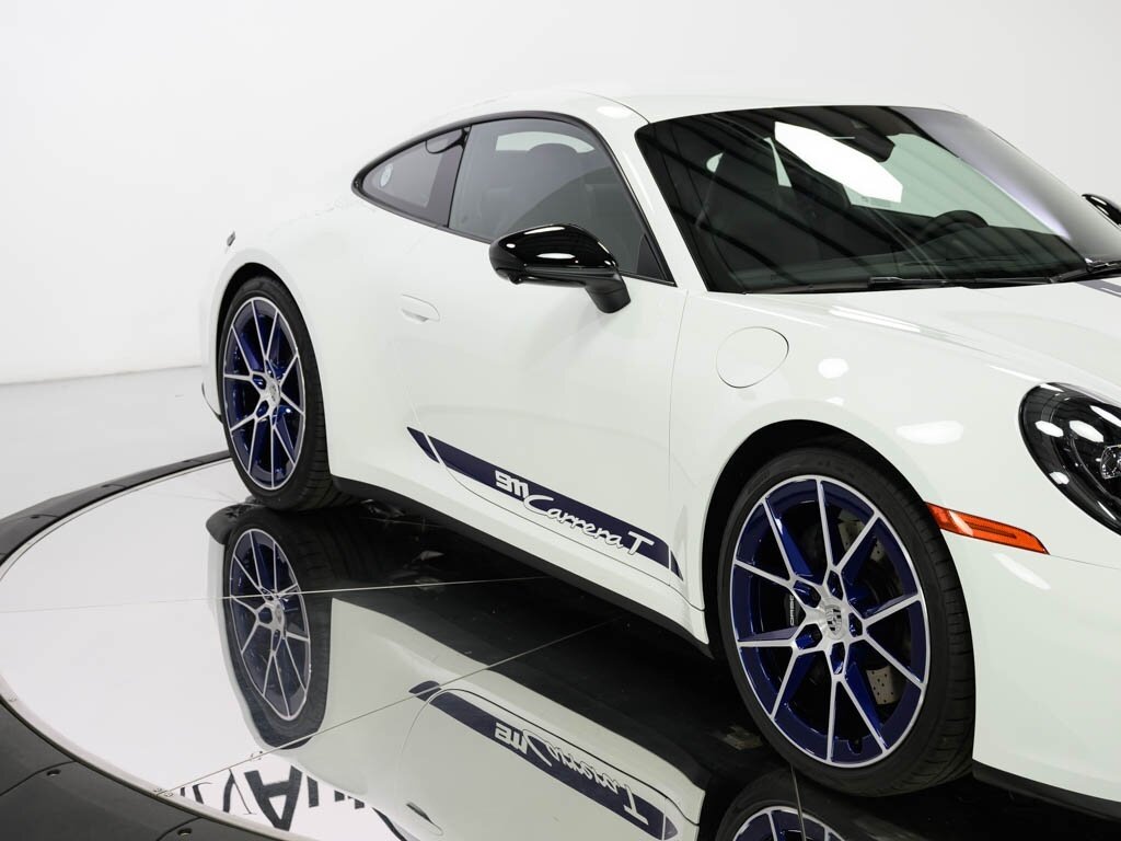 2025 Porsche 911 Carrera T Front Axle Lift 6-speed Manual Trans - Photo 13 - Sarasota, FL 34243