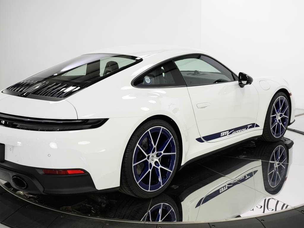 2025 Porsche 911 Carrera T Front Axle Lift 6-speed Manual Trans - Photo 21 - Sarasota, FL 34243