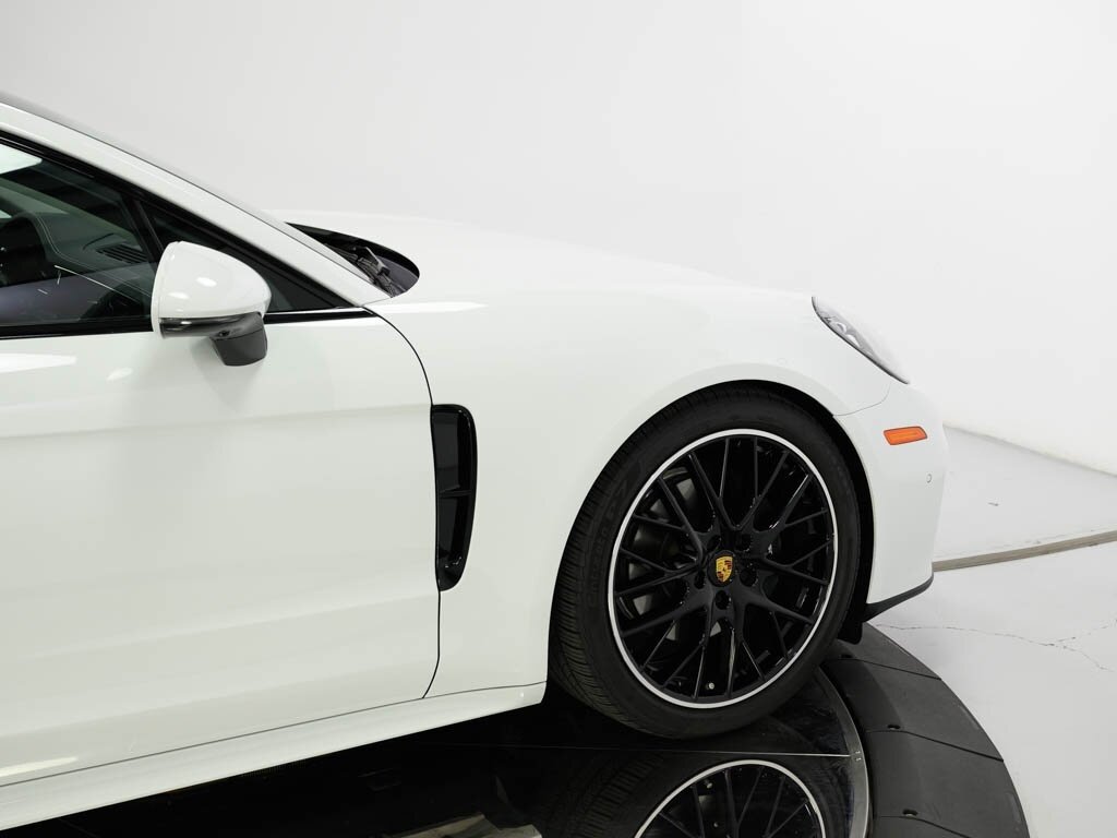 2023 Porsche Panamera 4 Sport Turismo Premium Pkg 21 " Wheels   - Photo 17 - Sarasota, FL 34243