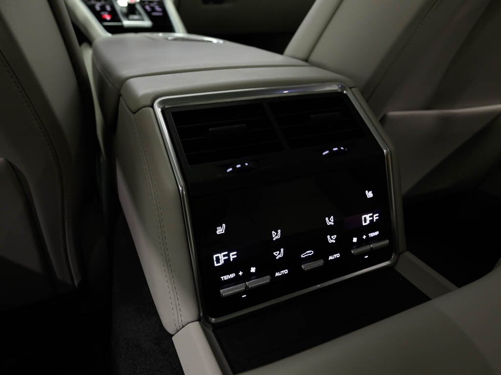 2023 Porsche Panamera 4 Sport Turismo Premium Pkg 21 " Wheels   - Photo 60 - Sarasota, FL 34243