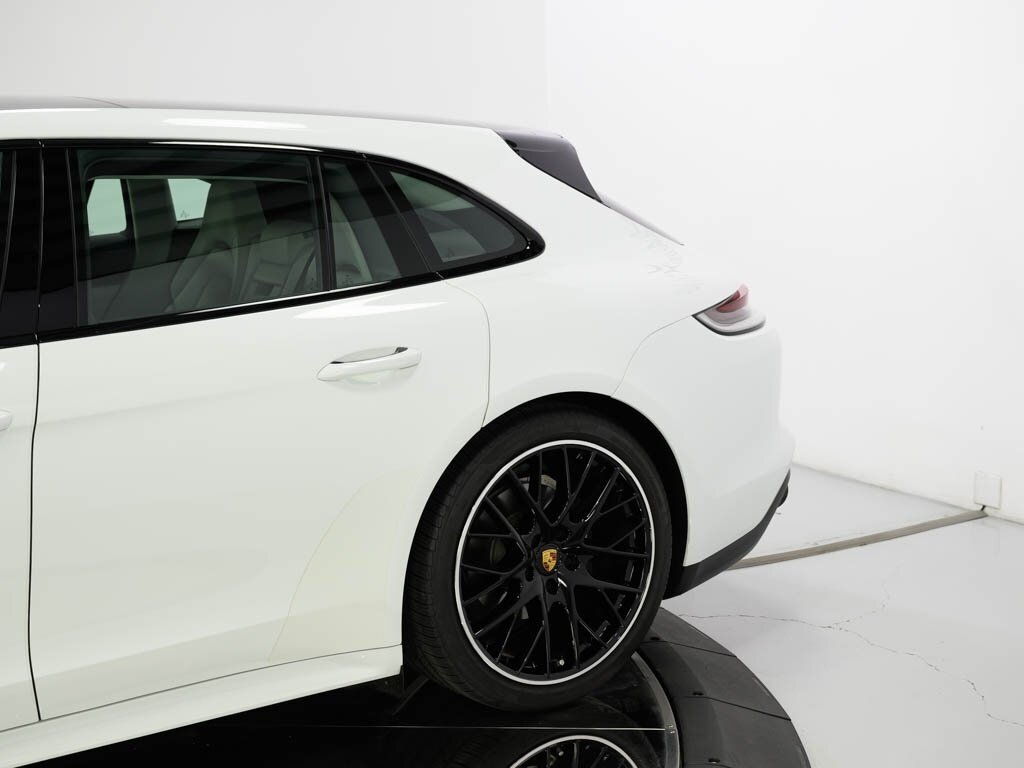 2023 Porsche Panamera 4 Sport Turismo Premium Pkg 21 " Wheels   - Photo 29 - Sarasota, FL 34243