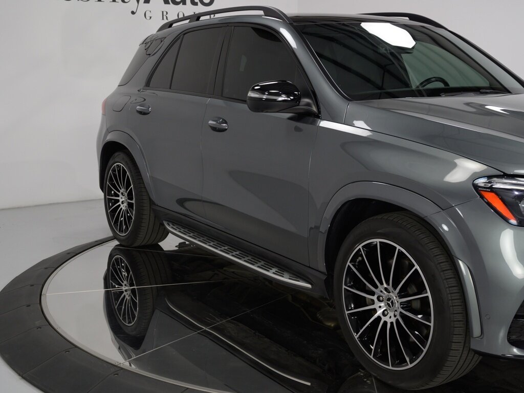 2021 Mercedes-Benz GLE 450 4MATIC AMG Line Night Pkg 21 " AMG Wheels   - Photo 13 - Sarasota, FL 34243