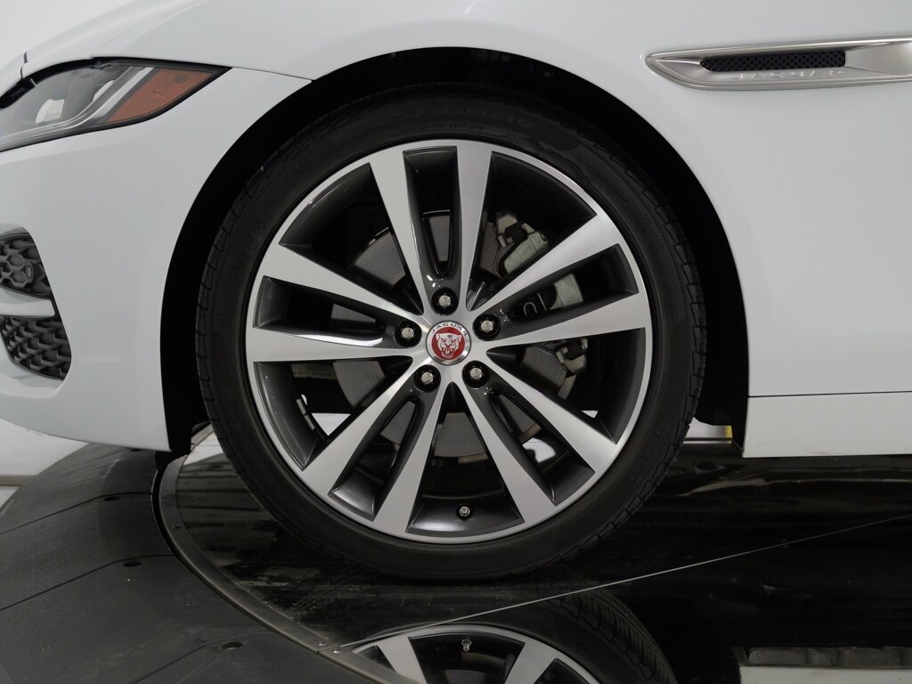 2020 Jaguar XE P250 S $45K MSRP 19 " Style 5031 Wheels   - Photo 36 - Sarasota, FL 34243