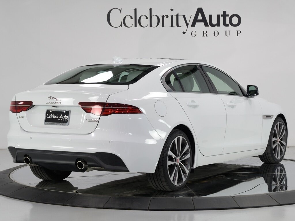 2020 Jaguar XE P250 S $45K MSRP 19 " Style 5031 Wheels   - Photo 7 - Sarasota, FL 34243