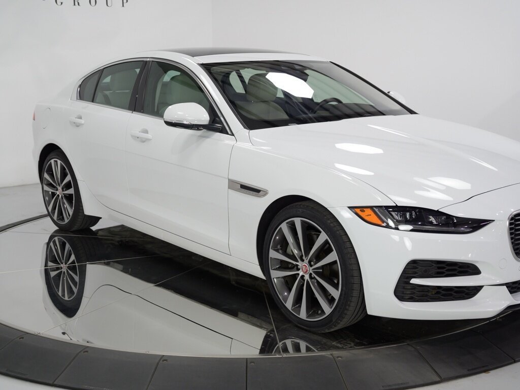 2020 Jaguar XE P250 S $45K MSRP 19 " Style 5031 Wheels   - Photo 10 - Sarasota, FL 34243