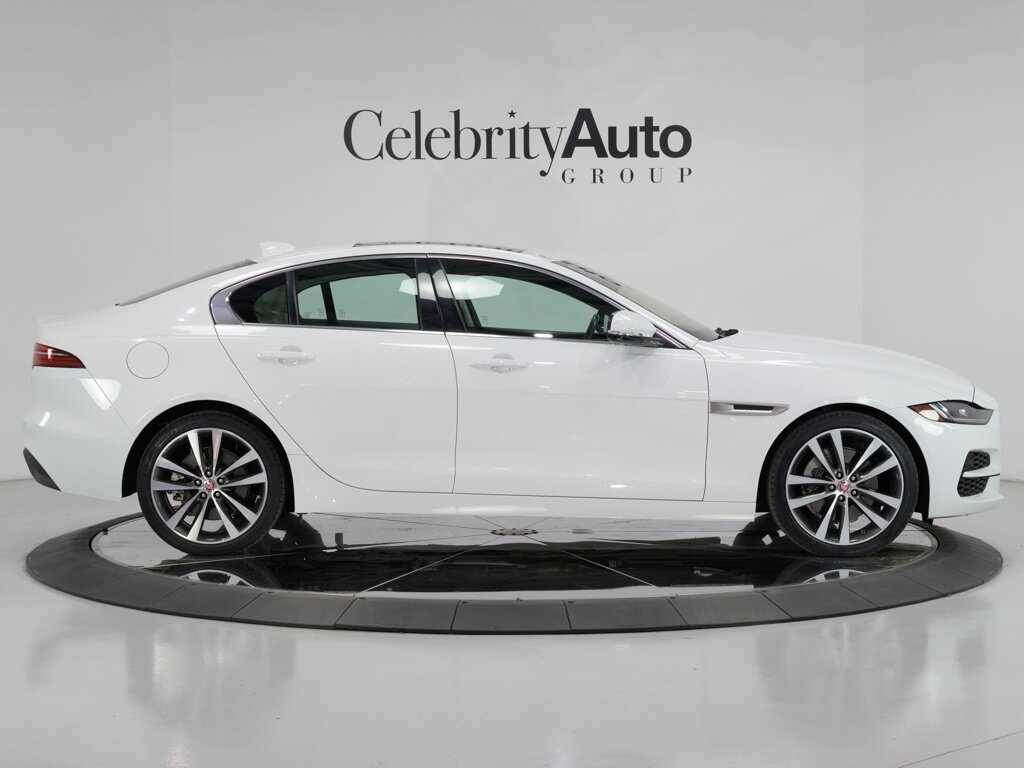 2020 Jaguar XE P250 S $45K MSRP 19 " Style 5031 Wheels   - Photo 8 - Sarasota, FL 34243