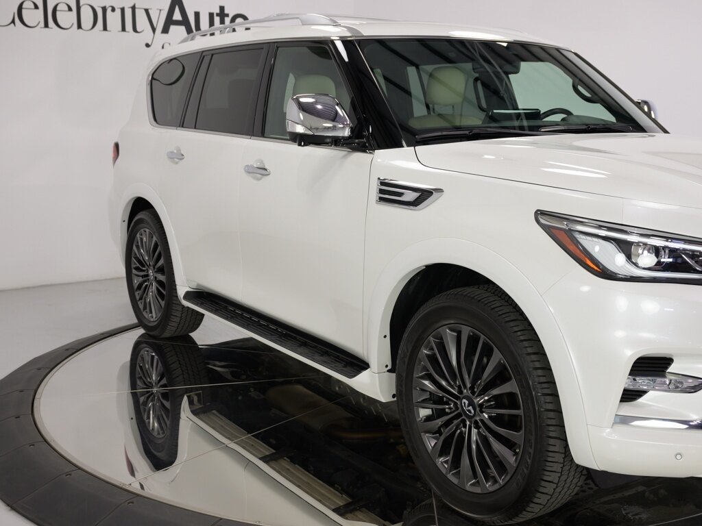 2024 INFINITI QX80 Sensory AWD $91K MSRP   - Photo 13 - Sarasota, FL 34243