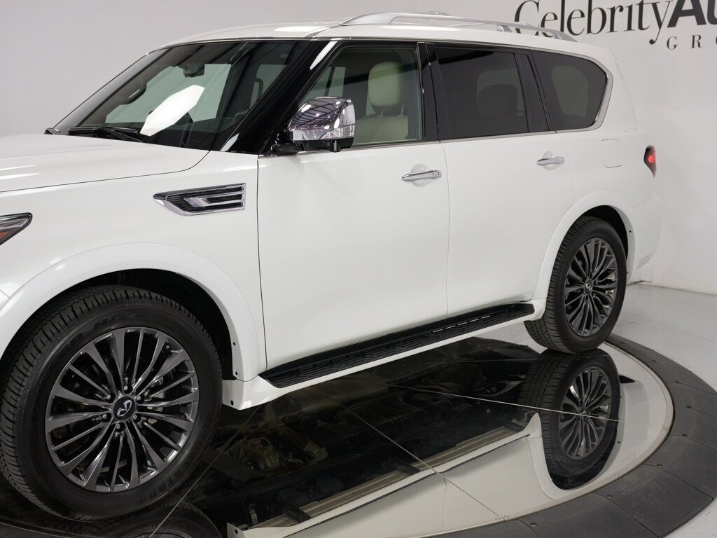 2024 INFINITI QX80 Sensory AWD $91K MSRP   - Photo 14 - Sarasota, FL 34243