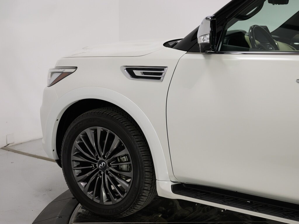 2024 INFINITI QX80 Sensory AWD $91K MSRP   - Photo 18 - Sarasota, FL 34243