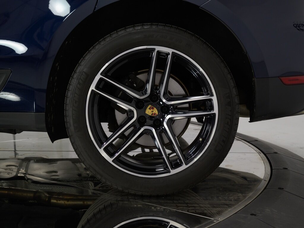 2021 Porsche Macan Premium Pkg Plus Black 20 " Macan Turbo Wheels   - Photo 37 - Sarasota, FL 34243