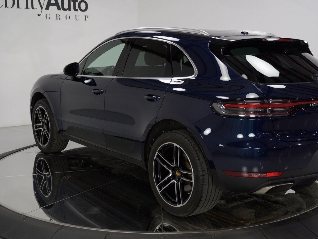 2021 Porsche Macan Premium Pkg Plus Black 20 " Macan Turbo Wheels   - Photo 23 - Sarasota, FL 34243