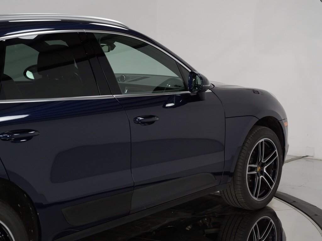 2021 Porsche Macan Premium Pkg Plus Black 20 " Macan Turbo Wheels   - Photo 26 - Sarasota, FL 34243