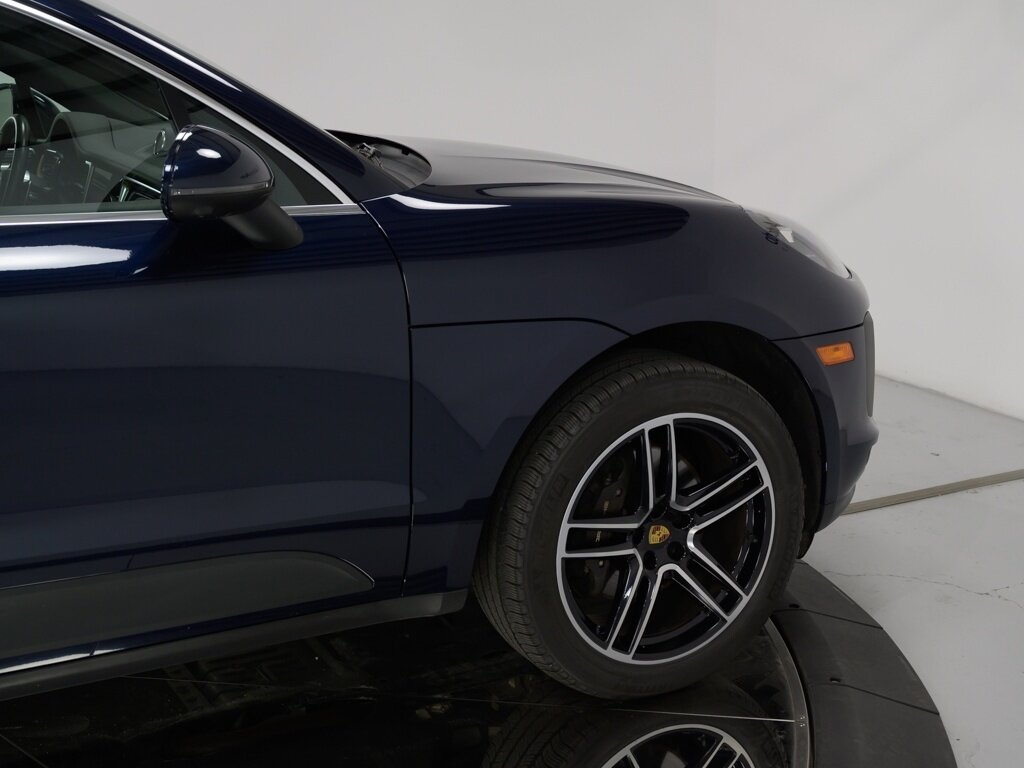 2021 Porsche Macan Premium Pkg Plus Black 20 " Macan Turbo Wheels   - Photo 17 - Sarasota, FL 34243