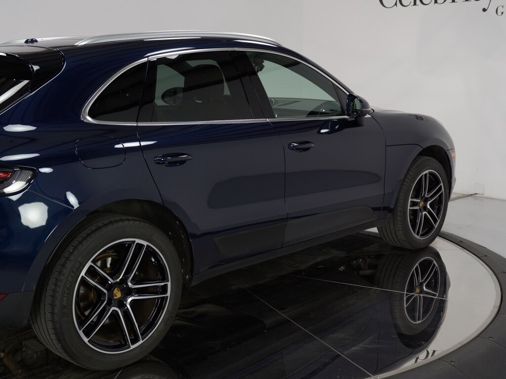 2021 Porsche Macan Premium Pkg Plus Black 20 " Macan Turbo Wheels   - Photo 24 - Sarasota, FL 34243