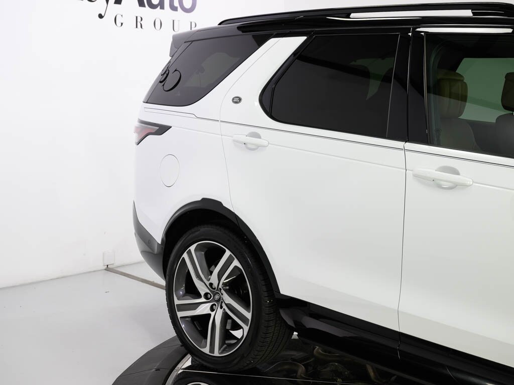 2024 Land Rover Discovery P360 Metropolitan Edition $89K MSRP   - Photo 28 - Sarasota, FL 34243