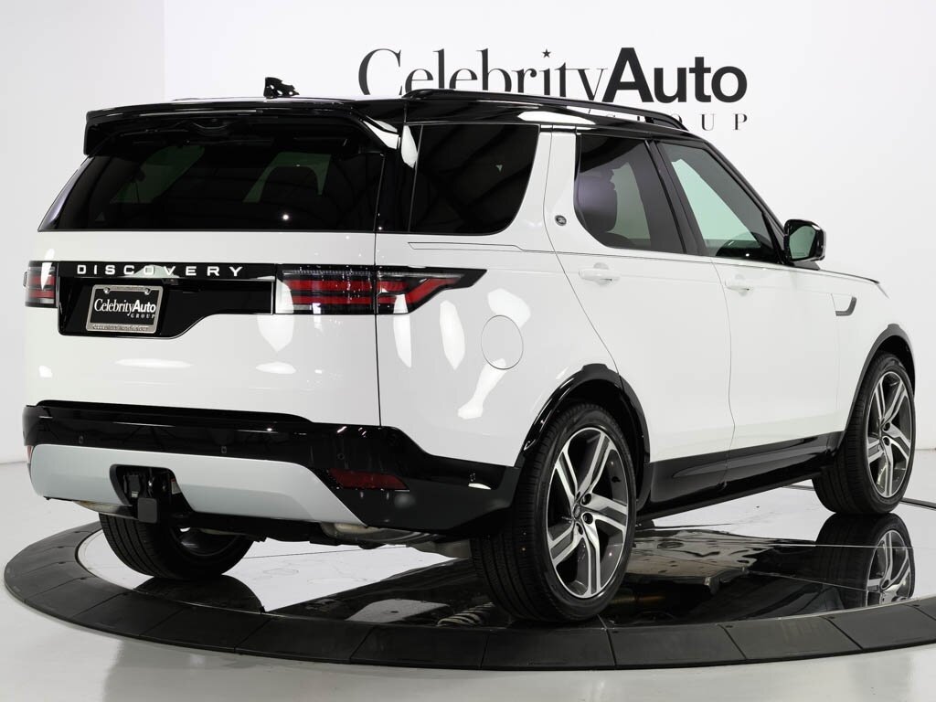 2024 Land Rover Discovery P360 Metropolitan Edition $89K MSRP   - Photo 7 - Sarasota, FL 34243