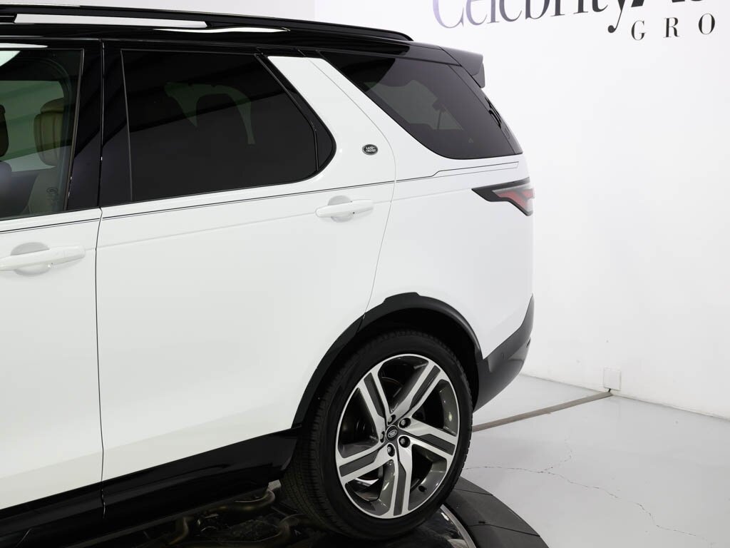 2024 Land Rover Discovery P360 Metropolitan Edition $89K MSRP   - Photo 29 - Sarasota, FL 34243
