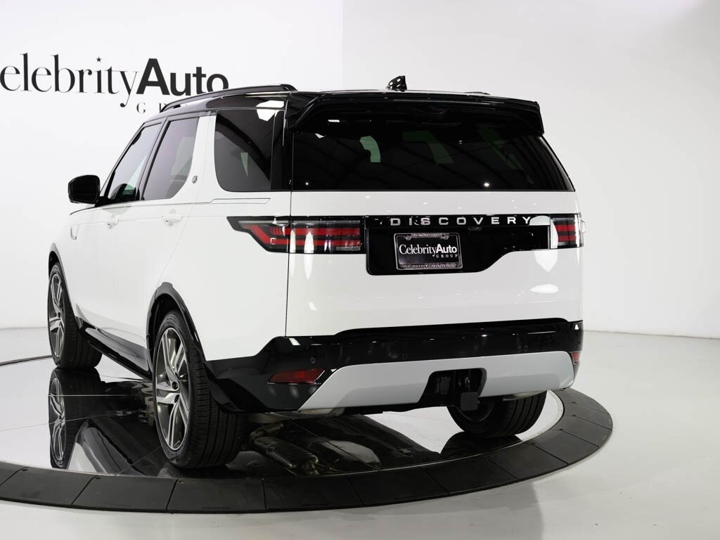 2024 Land Rover Discovery P360 Metropolitan Edition $89K MSRP   - Photo 31 - Sarasota, FL 34243