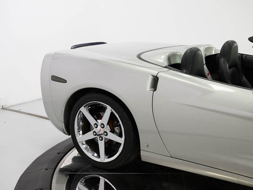 2008 Chevrolet Corvette Convertible Polished Aluminum Wheels - Photo 37 - Sarasota, FL 34243