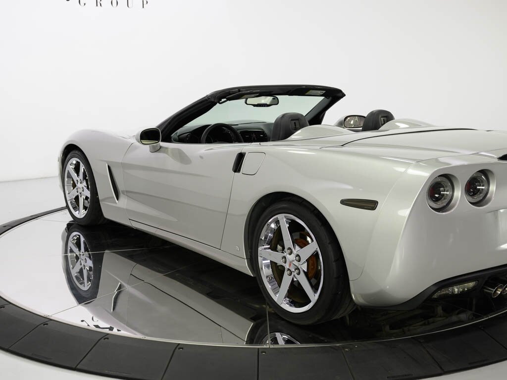 2008 Chevrolet Corvette Convertible Polished Aluminum Wheels - Photo 32 - Sarasota, FL 34243