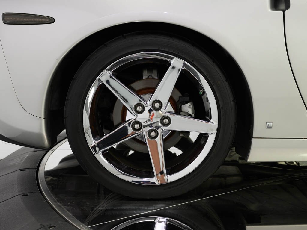 2008 Chevrolet Corvette Convertible Polished Aluminum Wheels - Photo 42 - Sarasota, FL 34243
