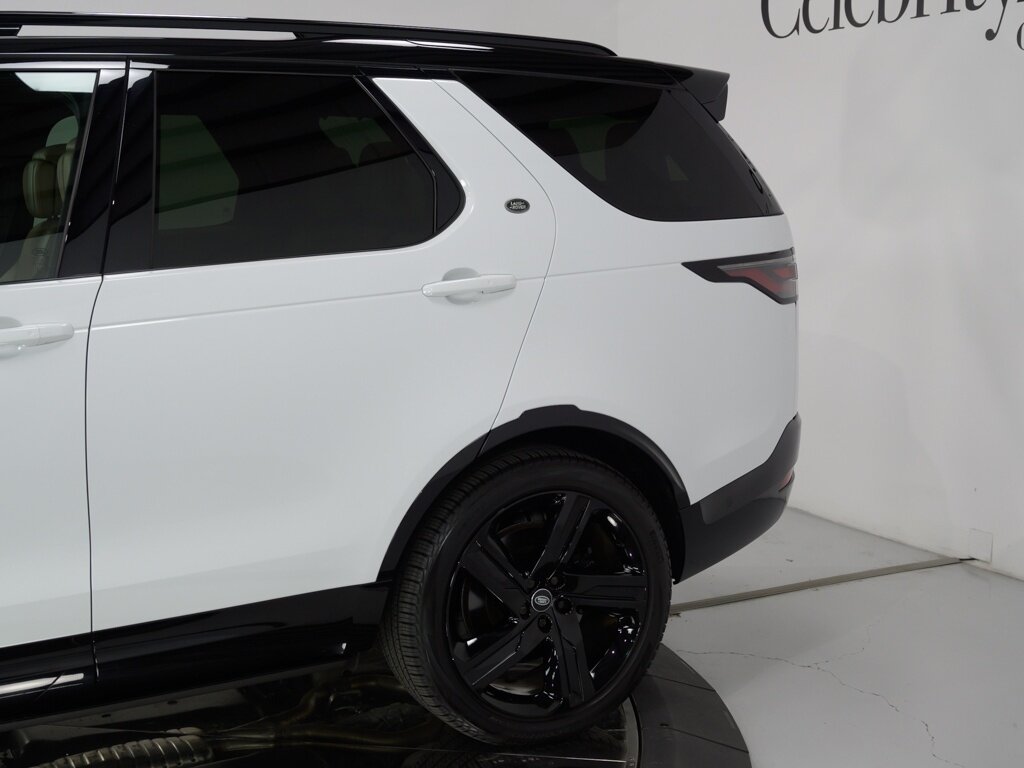 2023 Land Rover Discovery P360 HSE R Dynamic Metropolitan Edition $88K MSRP   - Photo 29 - Sarasota, FL 34243