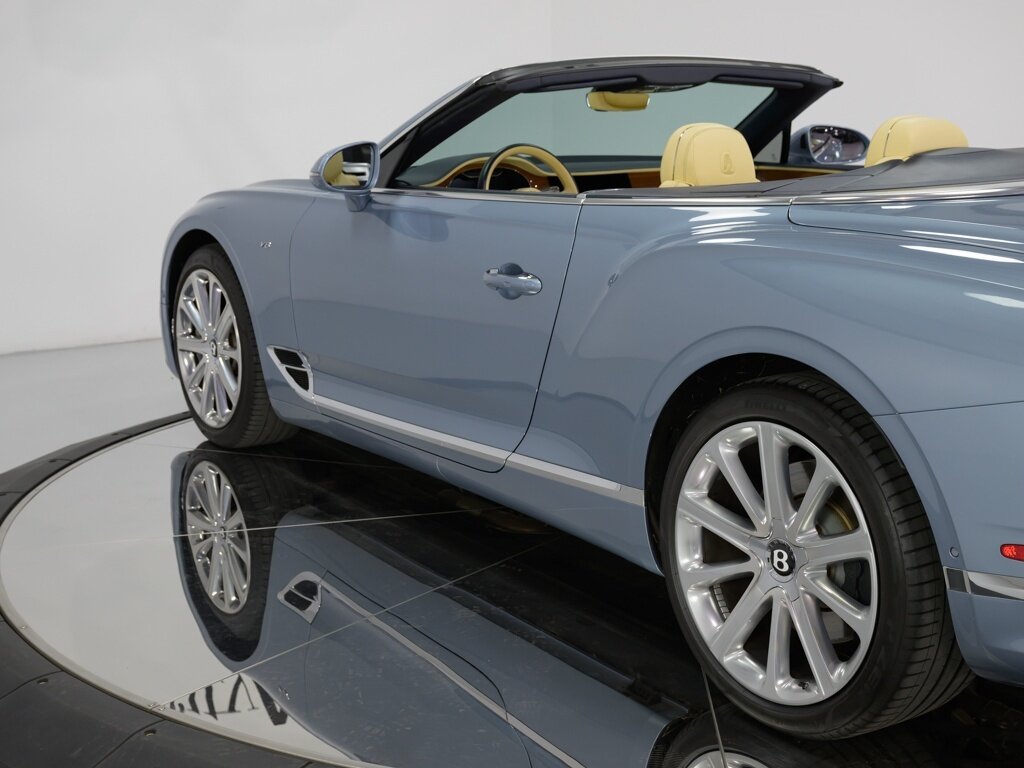 2021 Bentley Continental GTC V8 Touring Specification $265K MSRP   - Photo 34 - Sarasota, FL 34243