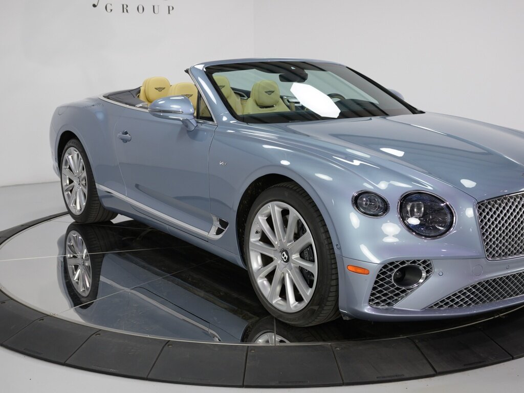 2021 Bentley Continental GTC V8 Touring Specification $265K MSRP   - Photo 19 - Sarasota, FL 34243