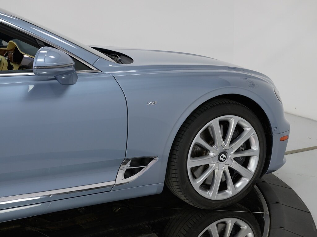 2021 Bentley Continental GTC V8 Touring Specification $265K MSRP   - Photo 26 - Sarasota, FL 34243