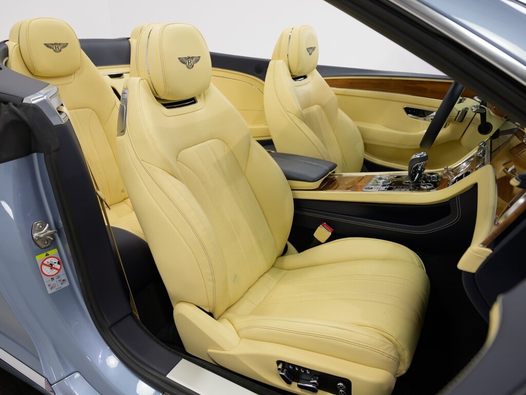 2021 Bentley Continental GTC V8 Touring Specification $265K MSRP   - Photo 48 - Sarasota, FL 34243