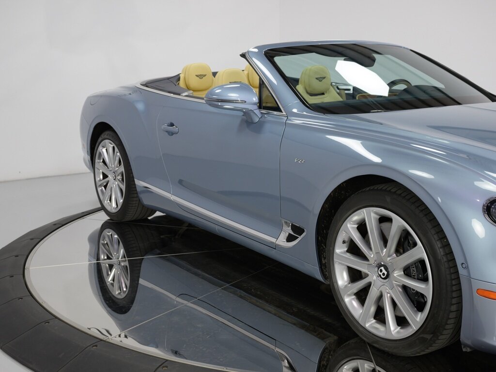 2021 Bentley Continental GTC V8 Touring Specification $265K MSRP   - Photo 22 - Sarasota, FL 34243