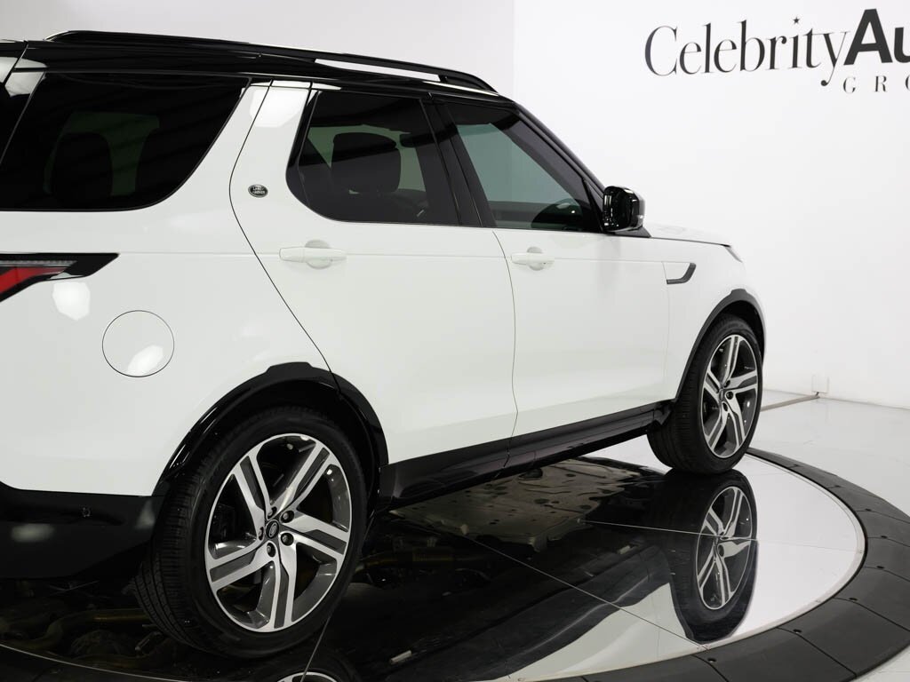 2024 Land Rover Discovery P360 Metropolitan Edition $82K MSRP   - Photo 24 - Sarasota, FL 34243