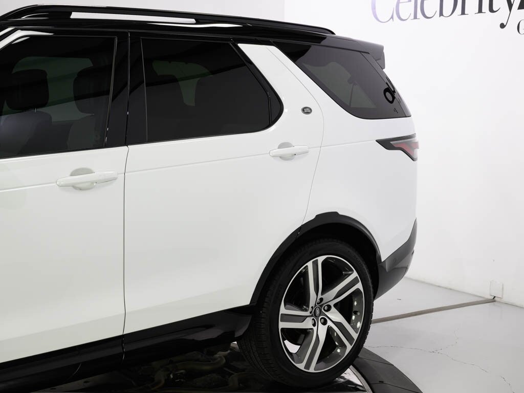 2024 Land Rover Discovery P360 Metropolitan Edition $82K MSRP   - Photo 29 - Sarasota, FL 34243