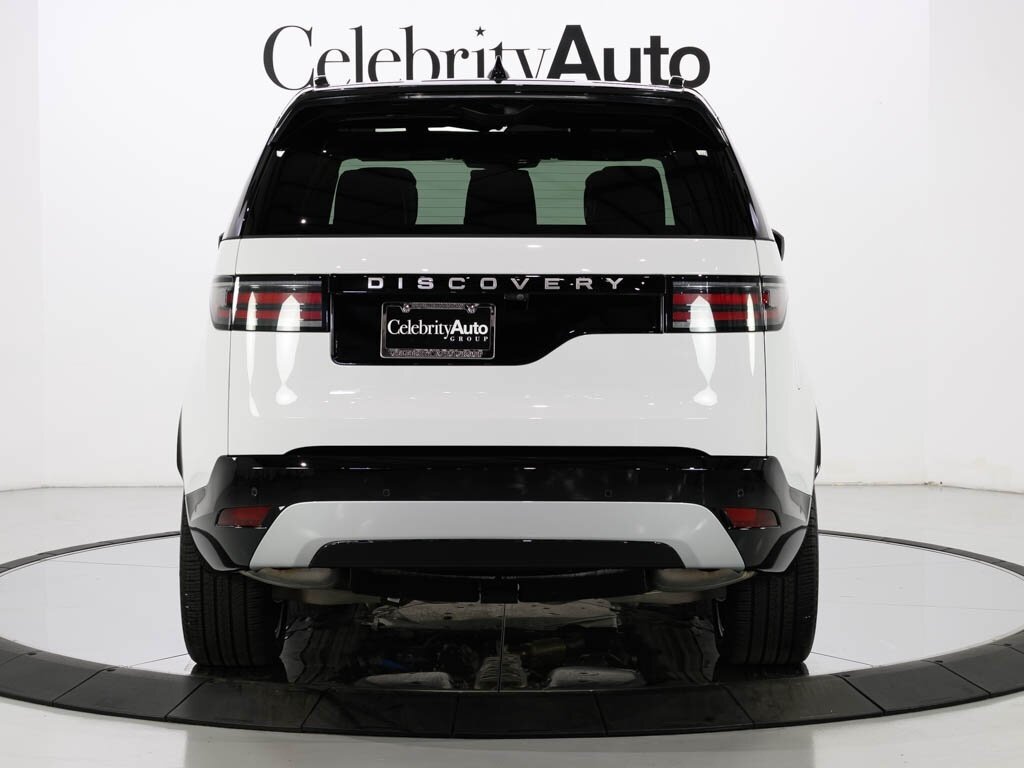 2024 Land Rover Discovery P360 Metropolitan Edition $82K MSRP   - Photo 6 - Sarasota, FL 34243