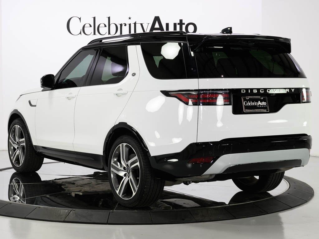 2024 Land Rover Discovery P360 Metropolitan Edition $82K MSRP   - Photo 5 - Sarasota, FL 34243