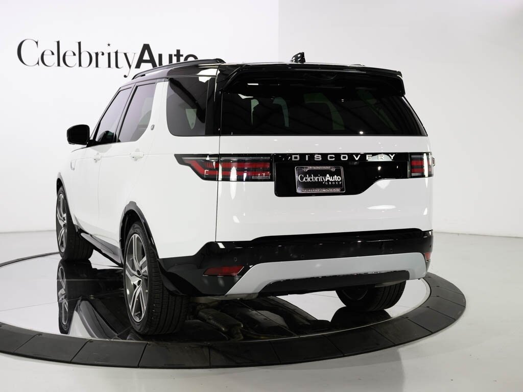 2024 Land Rover Discovery P360 Metropolitan Edition $82K MSRP   - Photo 31 - Sarasota, FL 34243
