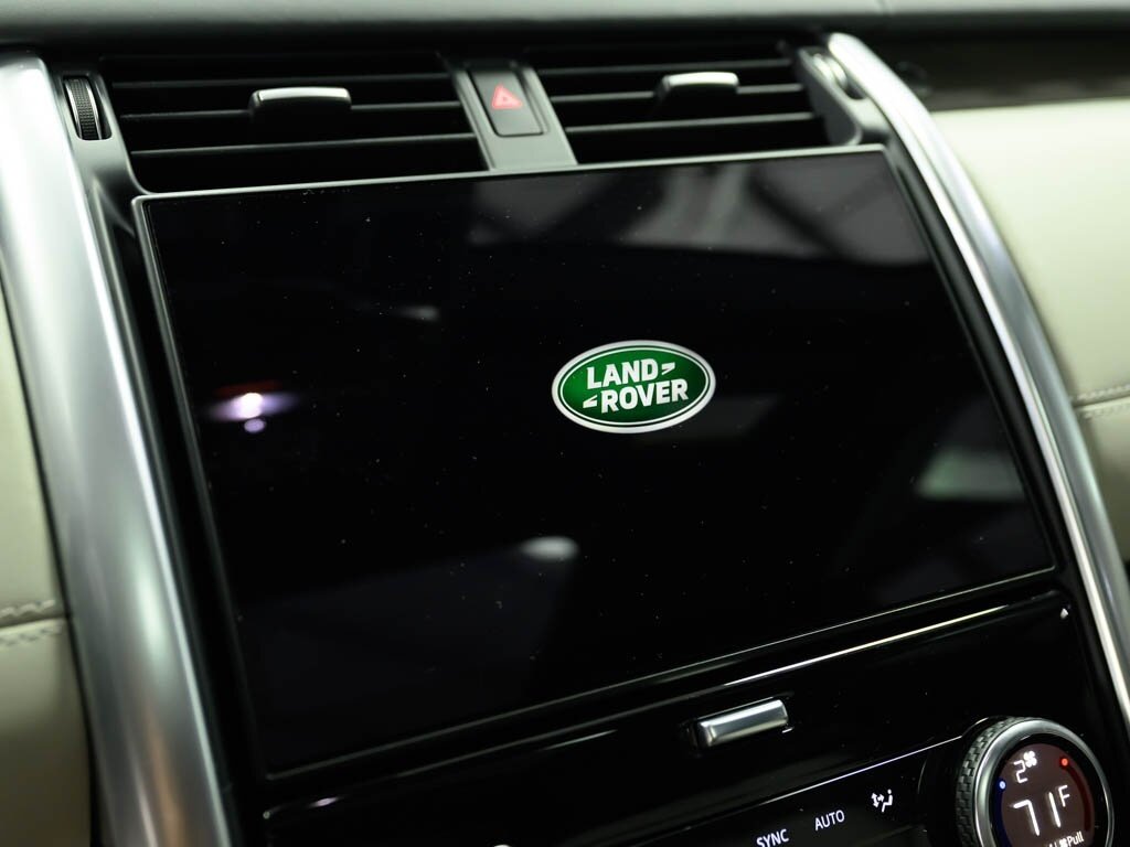 2024 Land Rover Discovery P360 Metropolitan Edition $82K MSRP   - Photo 55 - Sarasota, FL 34243