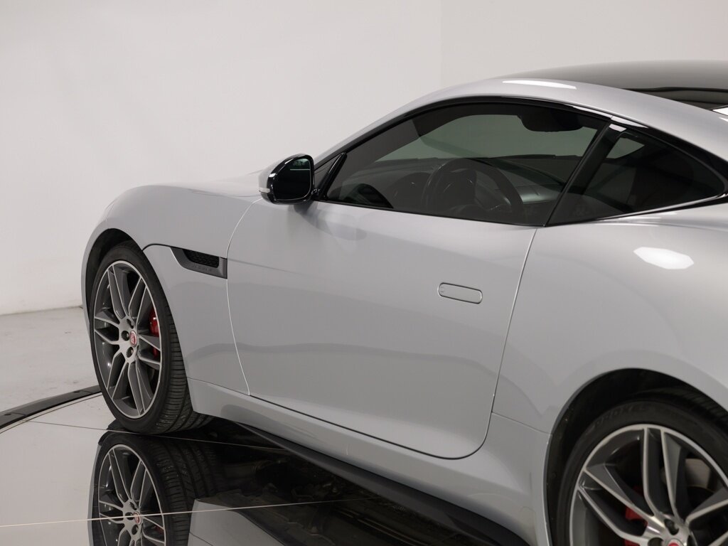 2015 Jaguar F-Type R Coupe  "Only 34K Miles " $107K MSRP   - Photo 27 - Sarasota, FL 34243