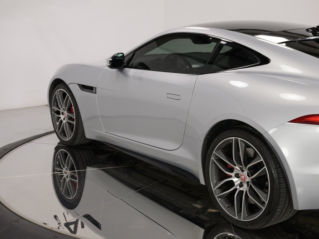 2015 Jaguar F-Type R Coupe  "Only 34K Miles " $107K MSRP   - Photo 25 - Sarasota, FL 34243