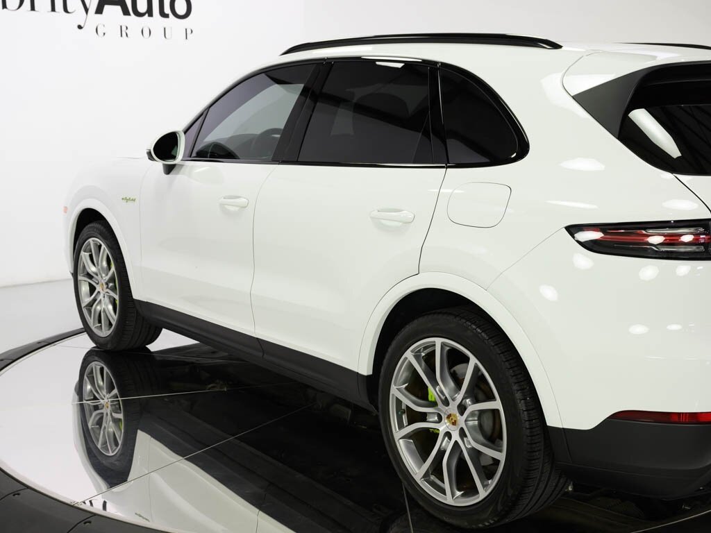 2023 Porsche Cayenne E-Hybrid $112K MSRP Premium Pkg Assistance Pkg - Photo 25 - Sarasota, FL 34243