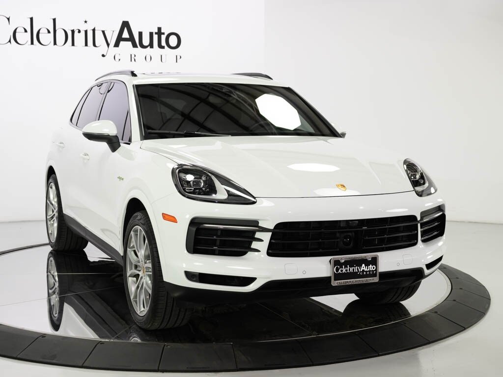 2023 Porsche Cayenne E-Hybrid $112K MSRP Premium Pkg Assistance Pkg - Photo 19 - Sarasota, FL 34243