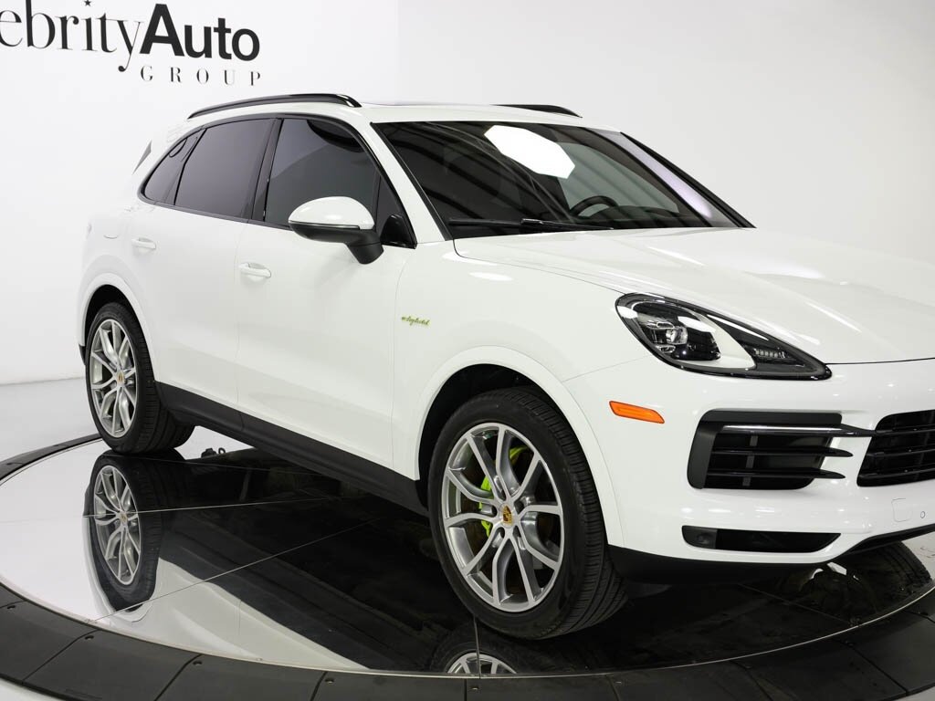2023 Porsche Cayenne E-Hybrid $112K MSRP Premium Pkg Assistance Pkg - Photo 10 - Sarasota, FL 34243