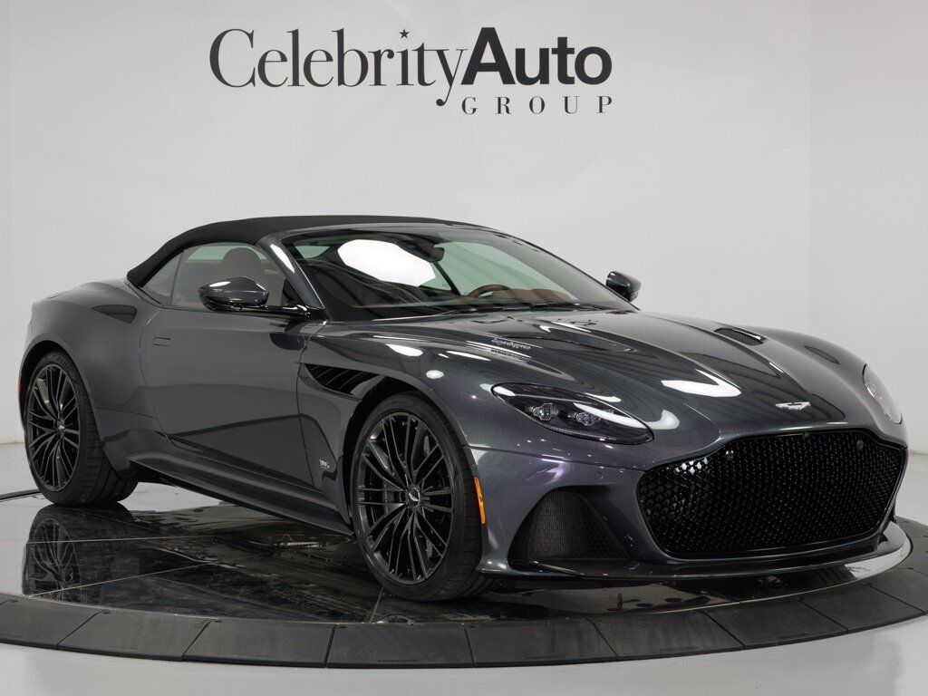 2021 Aston Martin DBS Superleggera Volante $361,386 MSRP   - Photo 18 - Sarasota, FL 34243