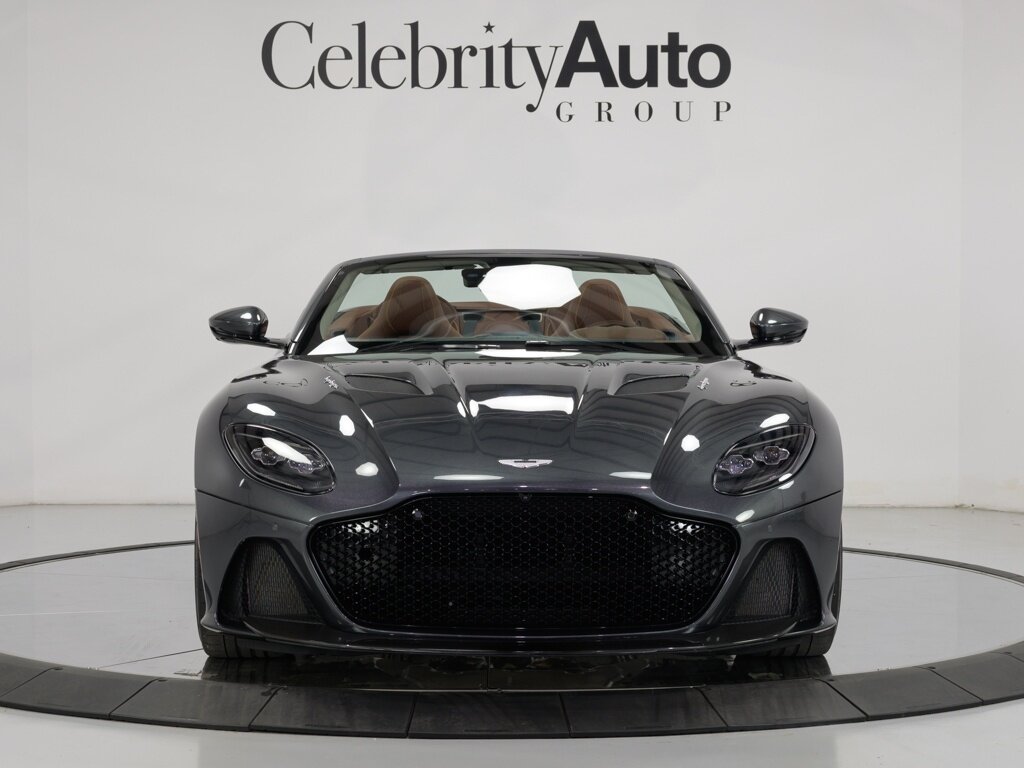 2021 Aston Martin DBS Superleggera Volante $361,386 MSRP   - Photo 3 - Sarasota, FL 34243