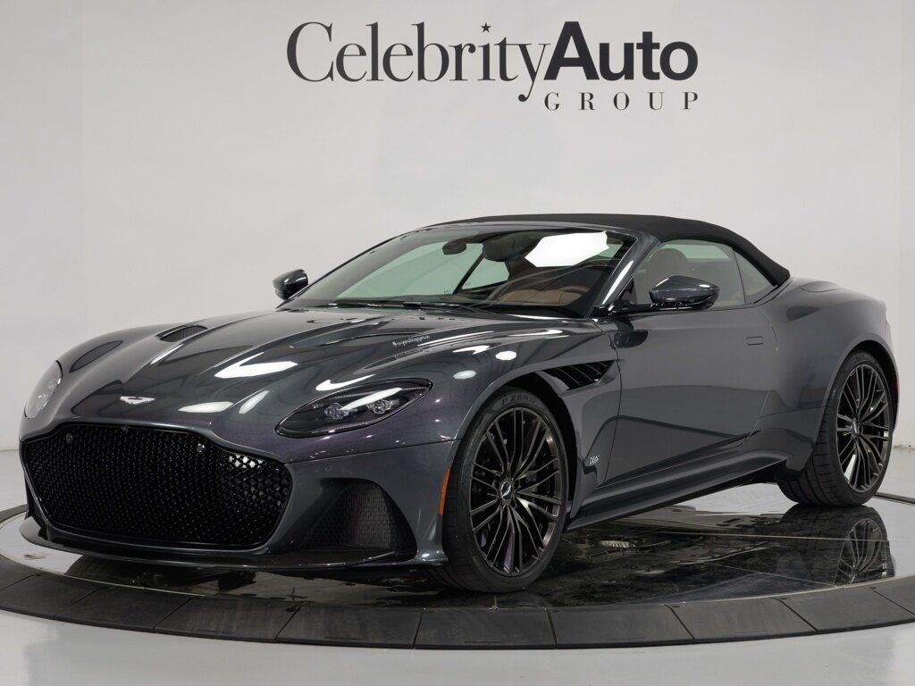 2021 Aston Martin DBS Superleggera Volante $361,386 MSRP   - Photo 6 - Sarasota, FL 34243