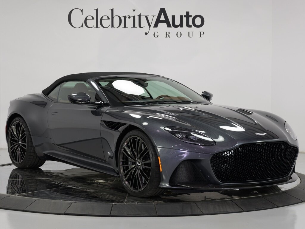 2021 Aston Martin DBS Superleggera Volante $361,386 MSRP   - Photo 2 - Sarasota, FL 34243