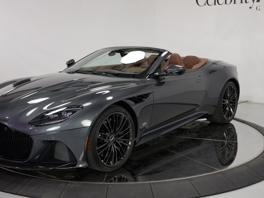 2021 Aston Martin DBS Superleggera Volante $361,386 MSRP   - Photo 21 - Sarasota, FL 34243