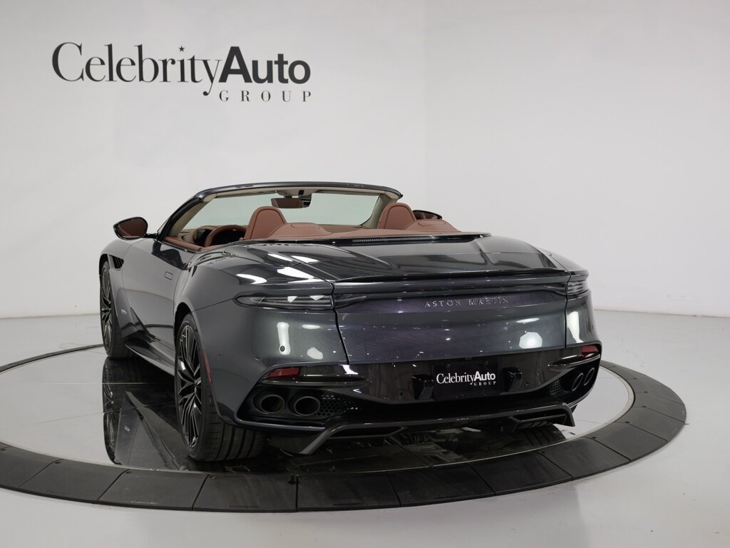 2021 Aston Martin DBS Superleggera Volante $361,386 MSRP   - Photo 40 - Sarasota, FL 34243