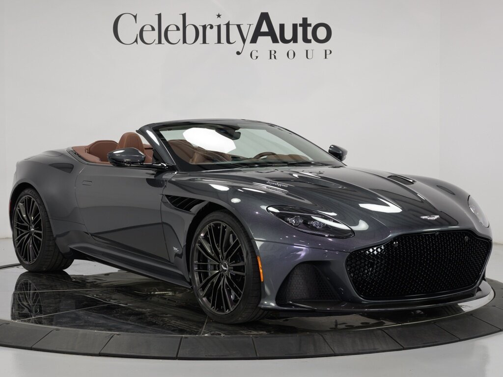 2021 Aston Martin DBS Superleggera Volante $361,386 MSRP   - Photo 17 - Sarasota, FL 34243