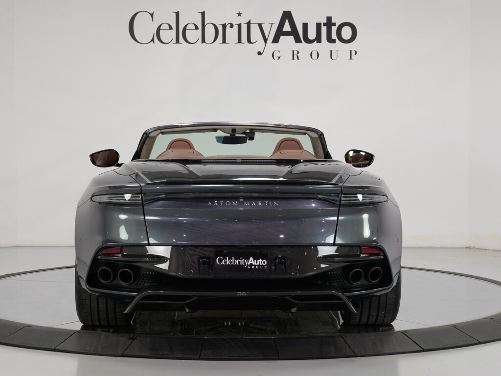 2021 Aston Martin DBS Superleggera Volante $361,386 MSRP   - Photo 11 - Sarasota, FL 34243